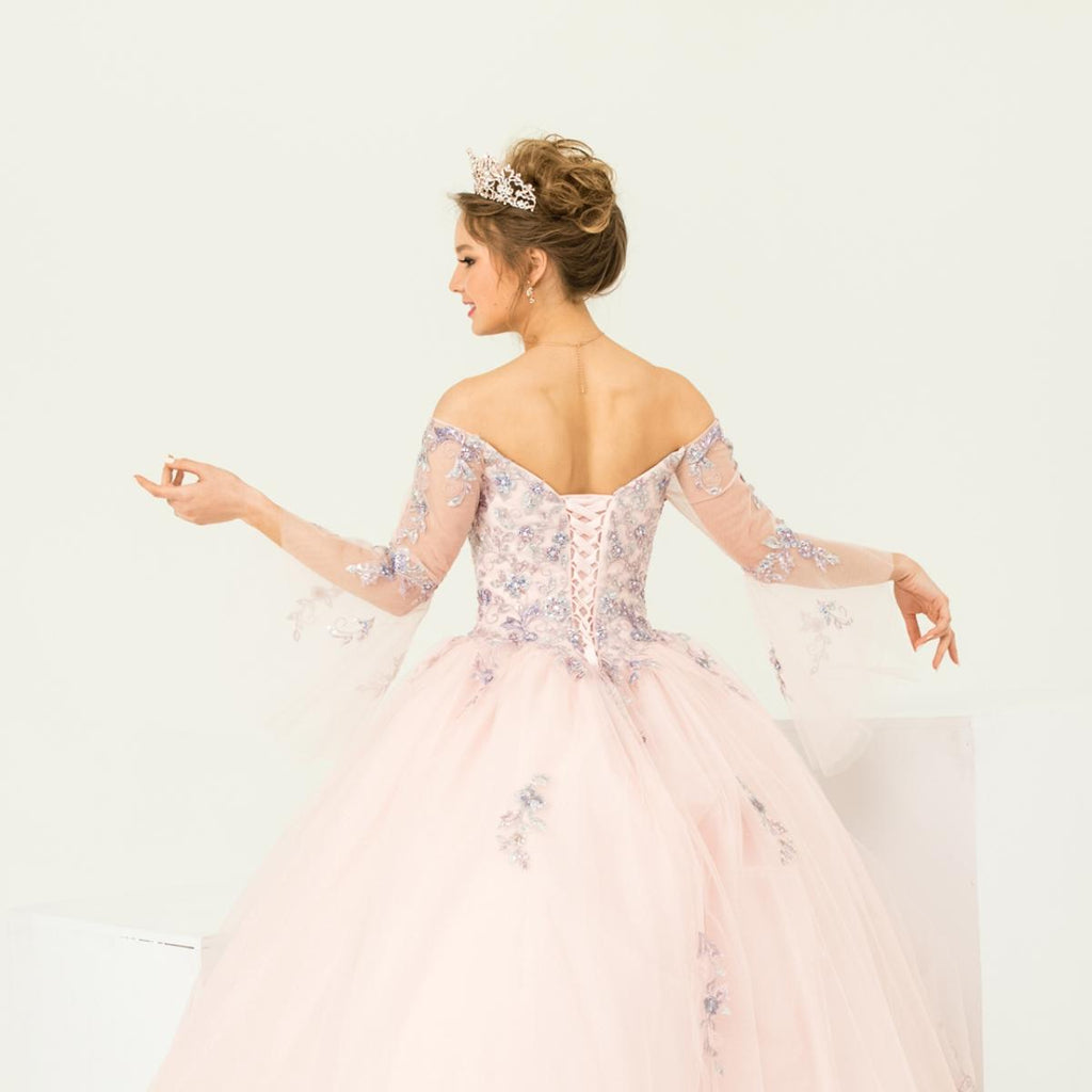 Gowns shine, lace details, light up occasions.