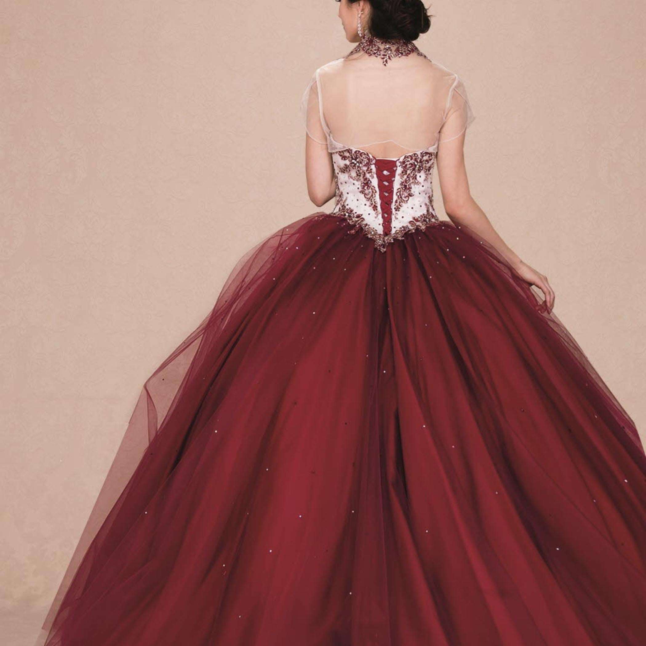 Adult gowns, tailored fit, eternal charm.