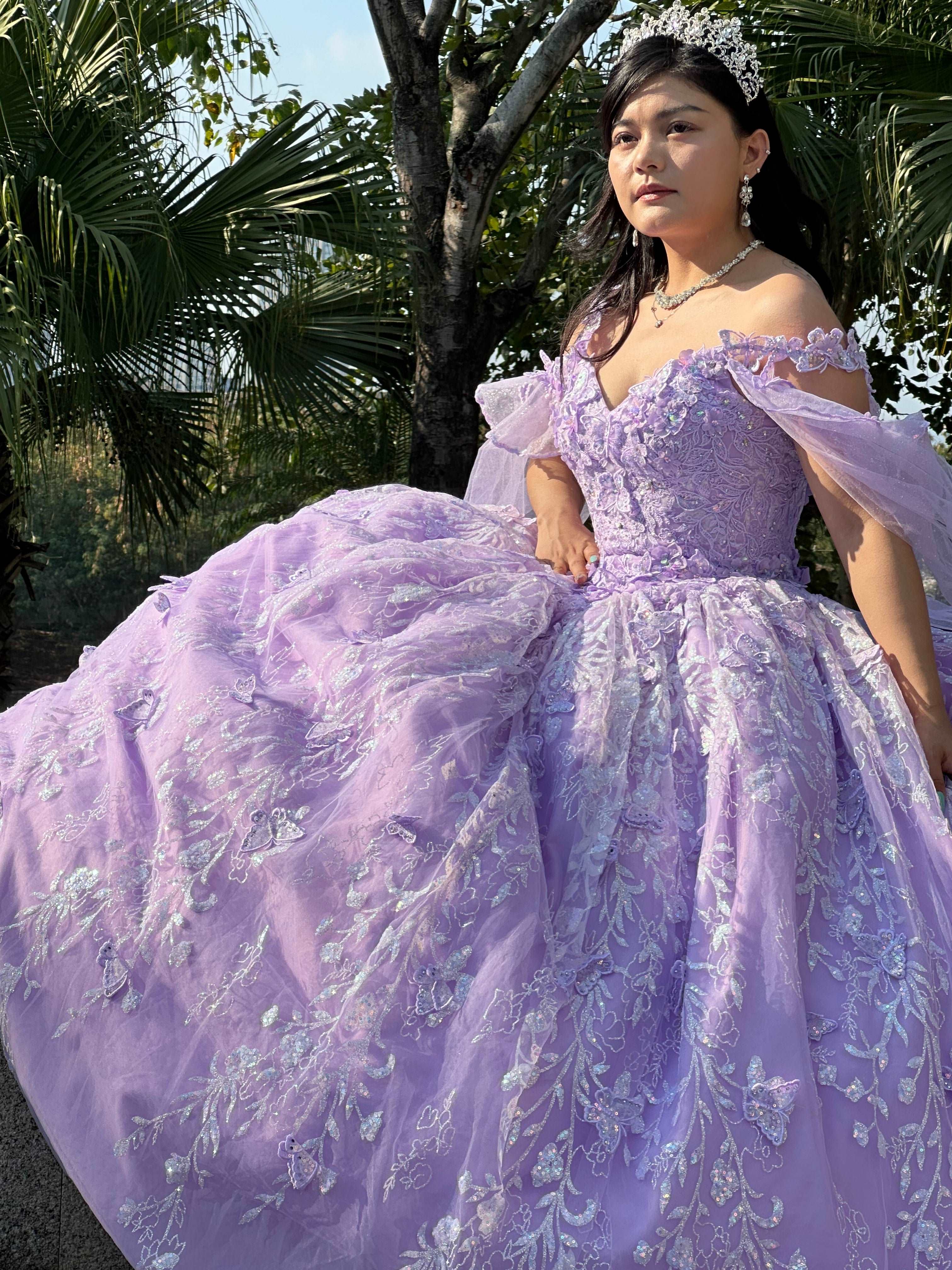 Fine gowns, 3D embroidery, weave dreamy tales.