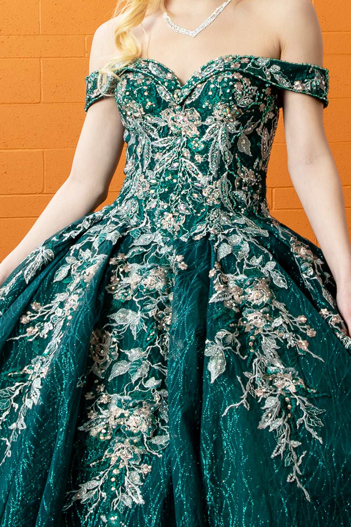 Fine gowns, 3D embroidery, weave dreamy tales.