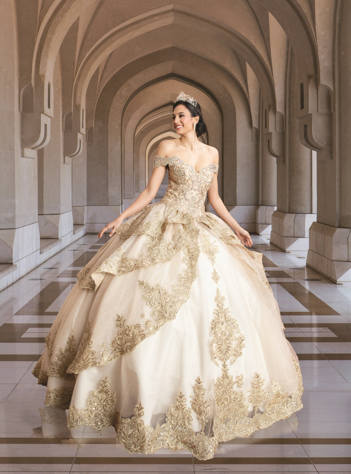 (LIVE 86) Beautiful Quinceanera Dress w/ Flower Design for Special Occasions