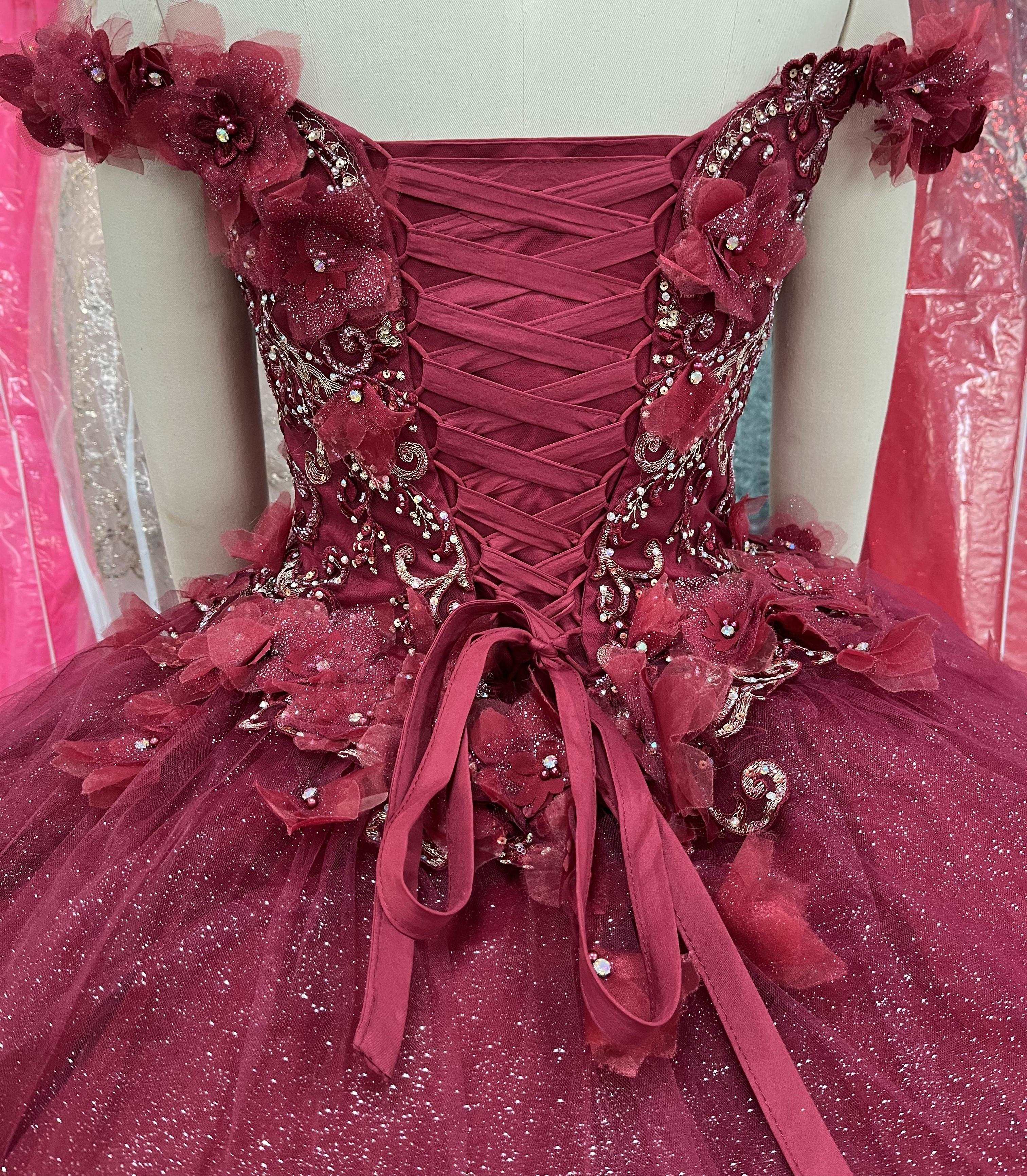 Fine gowns, 3D embroidery, weave dreamy tales.