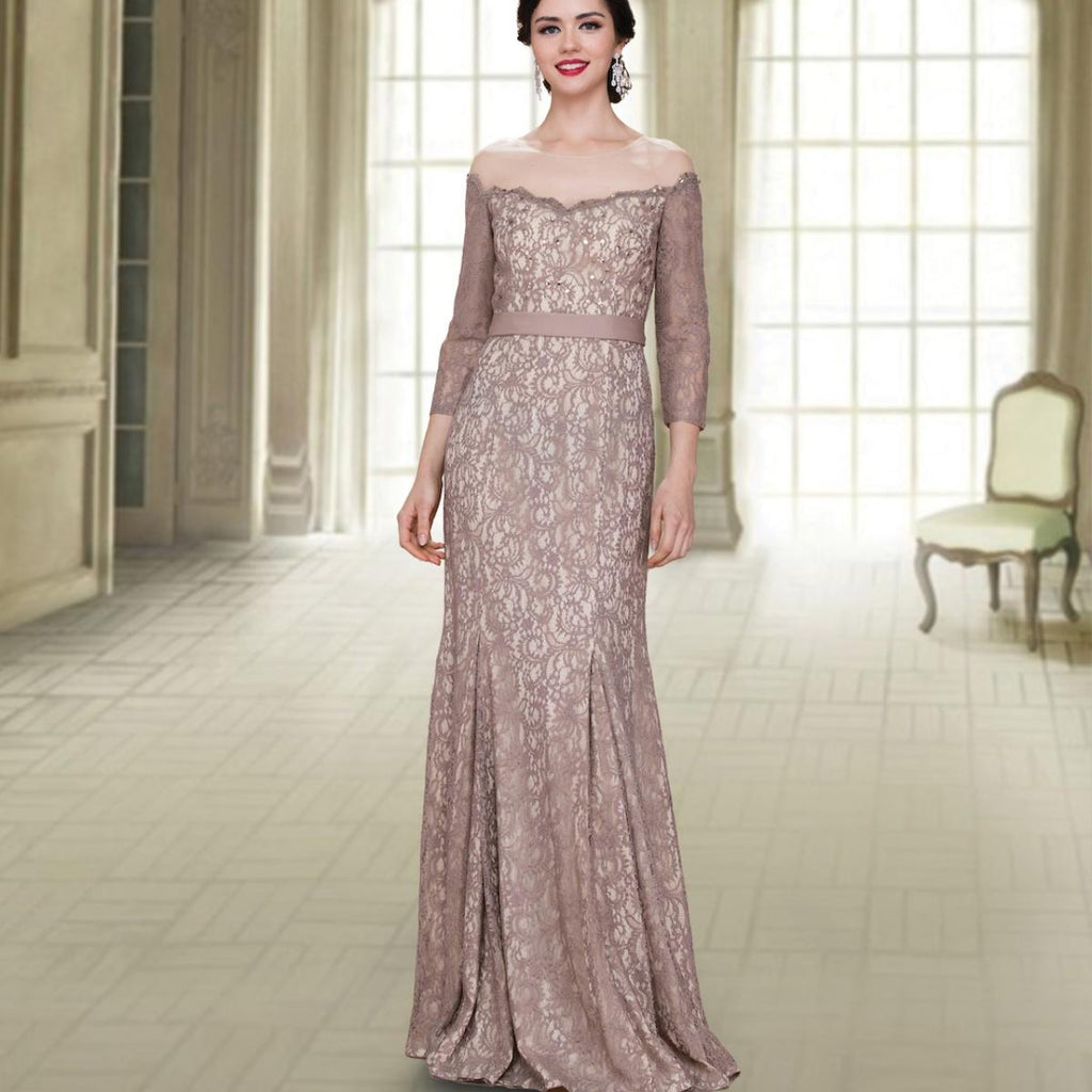 A beautiful gown, off-shoulder, reveals noble air.