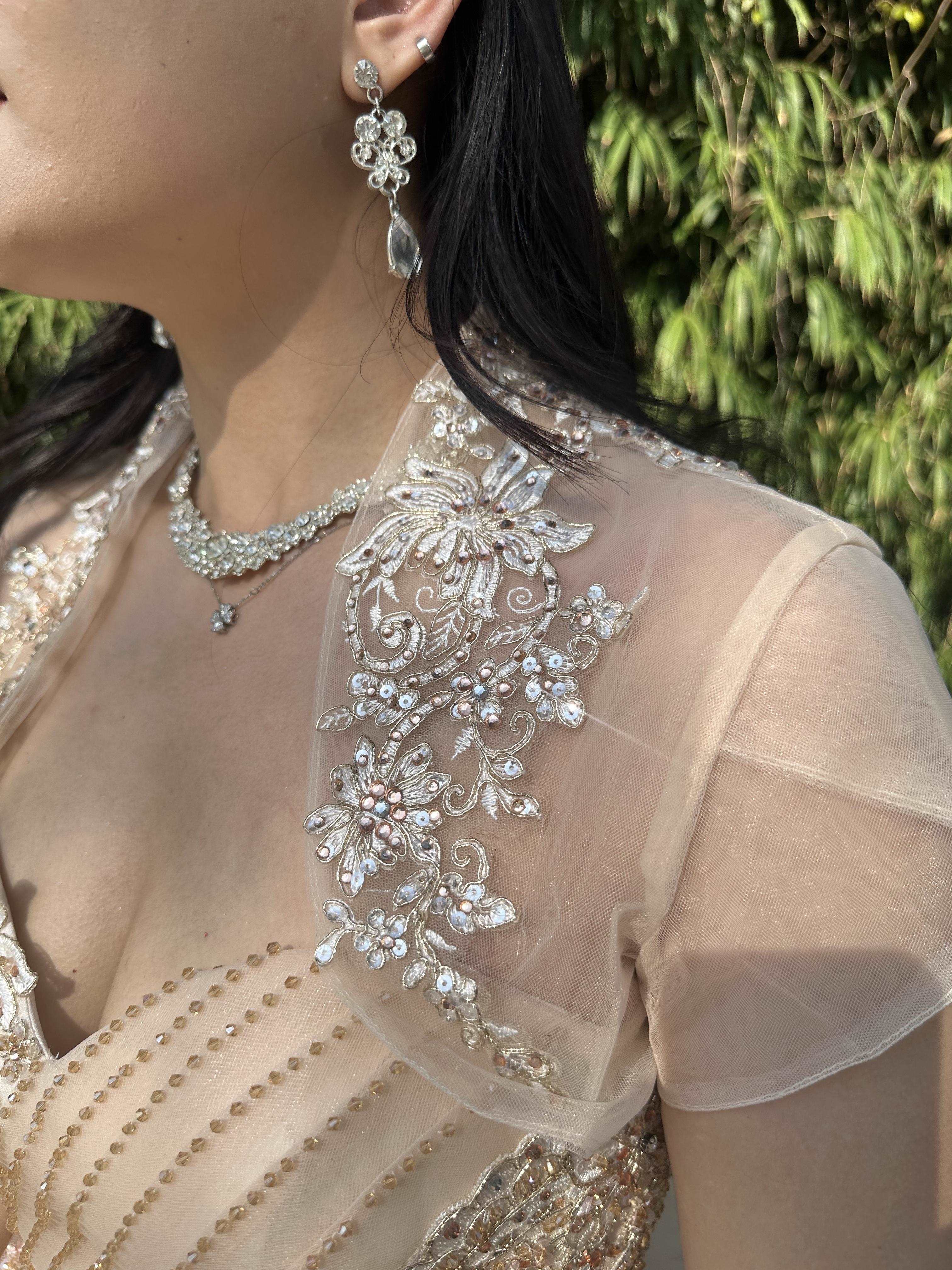 Fine gowns, 3D embroidery, weave dreamy tales.