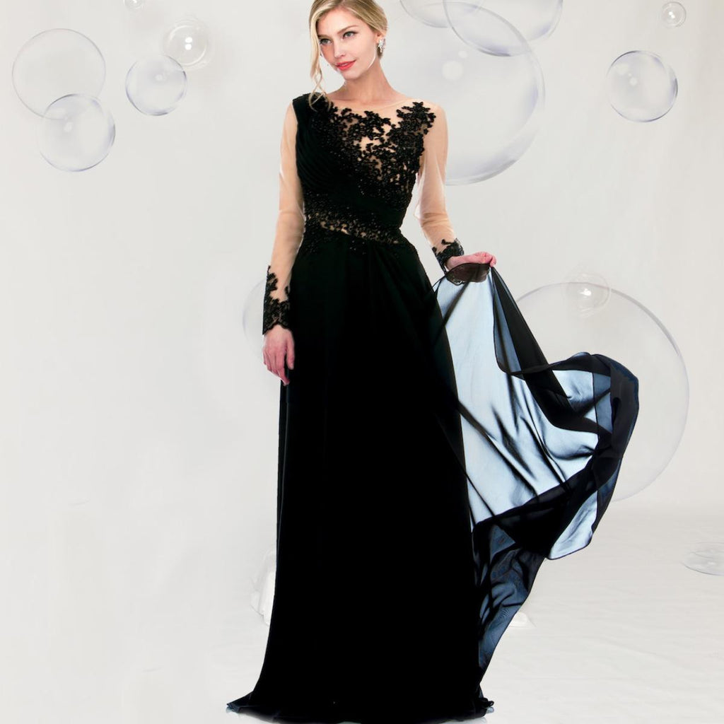 A beautiful gown, off-shoulder, reveals noble air.