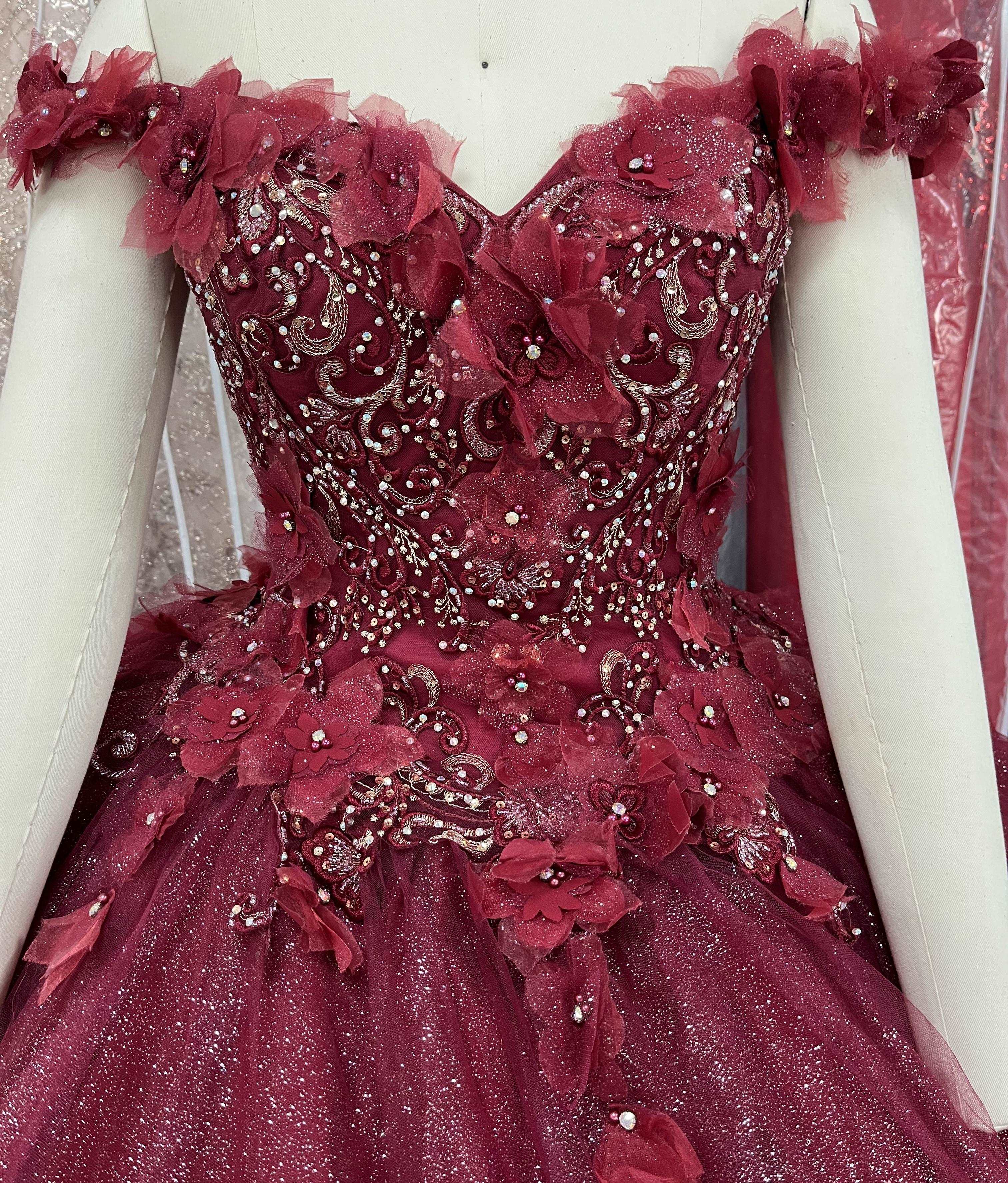 Fine gowns, 3D embroidery, weave dreamy tales.