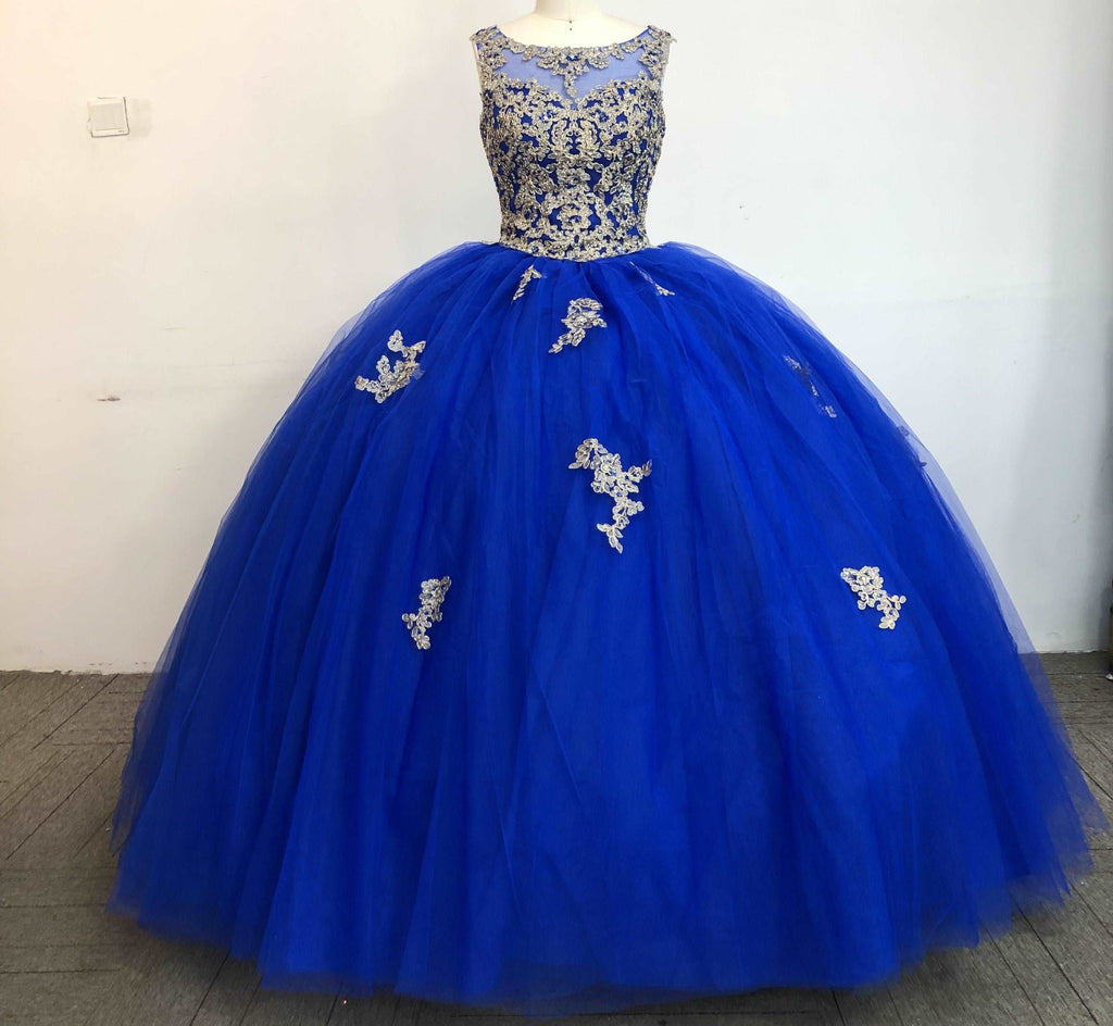 Fine gowns, 3D embroidery, weave dreamy tales.