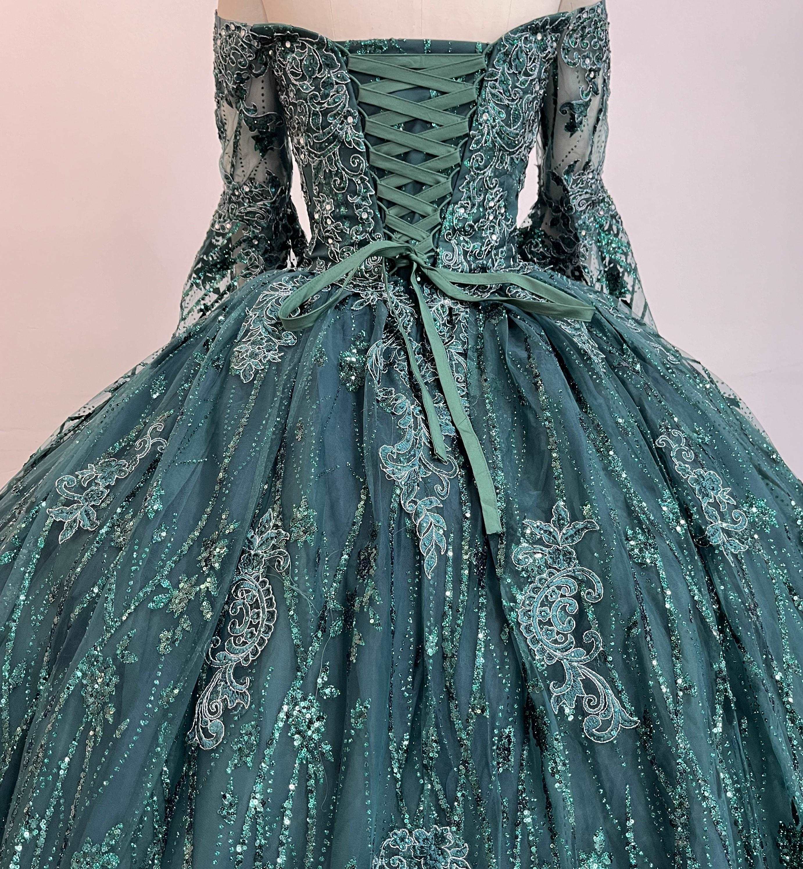 Fine gowns, 3D embroidery, weave dreamy tales.