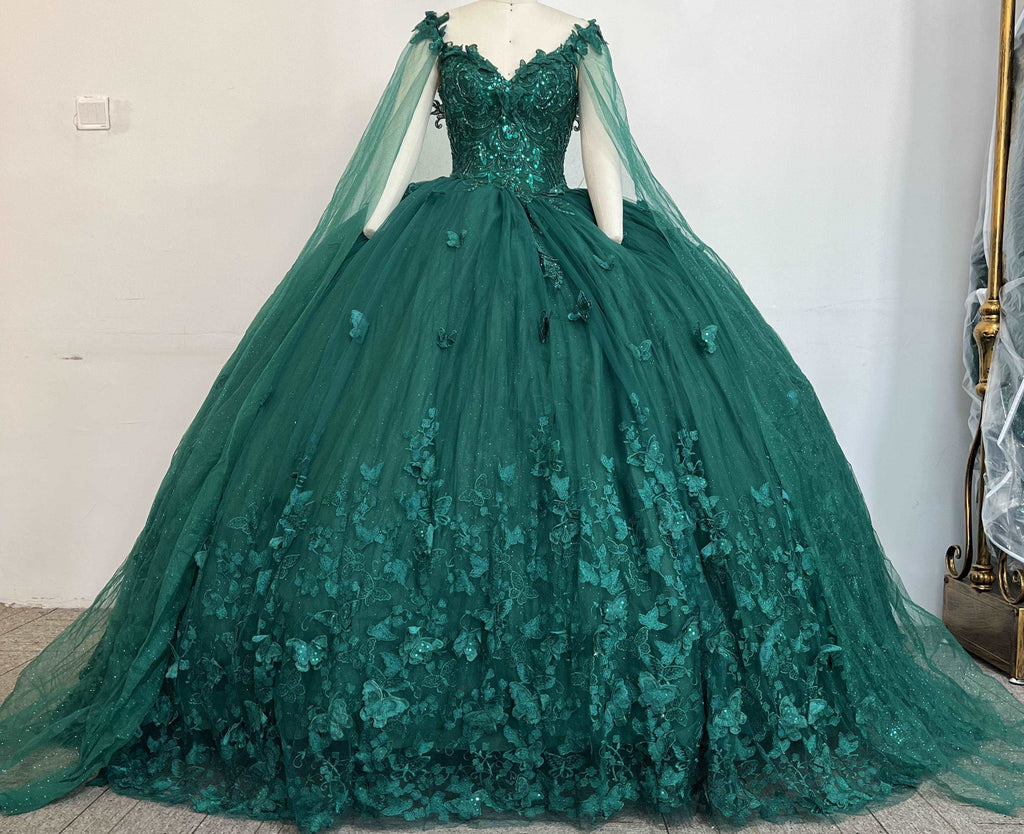 Fine gowns, 3D embroidery, weave dreamy tales.