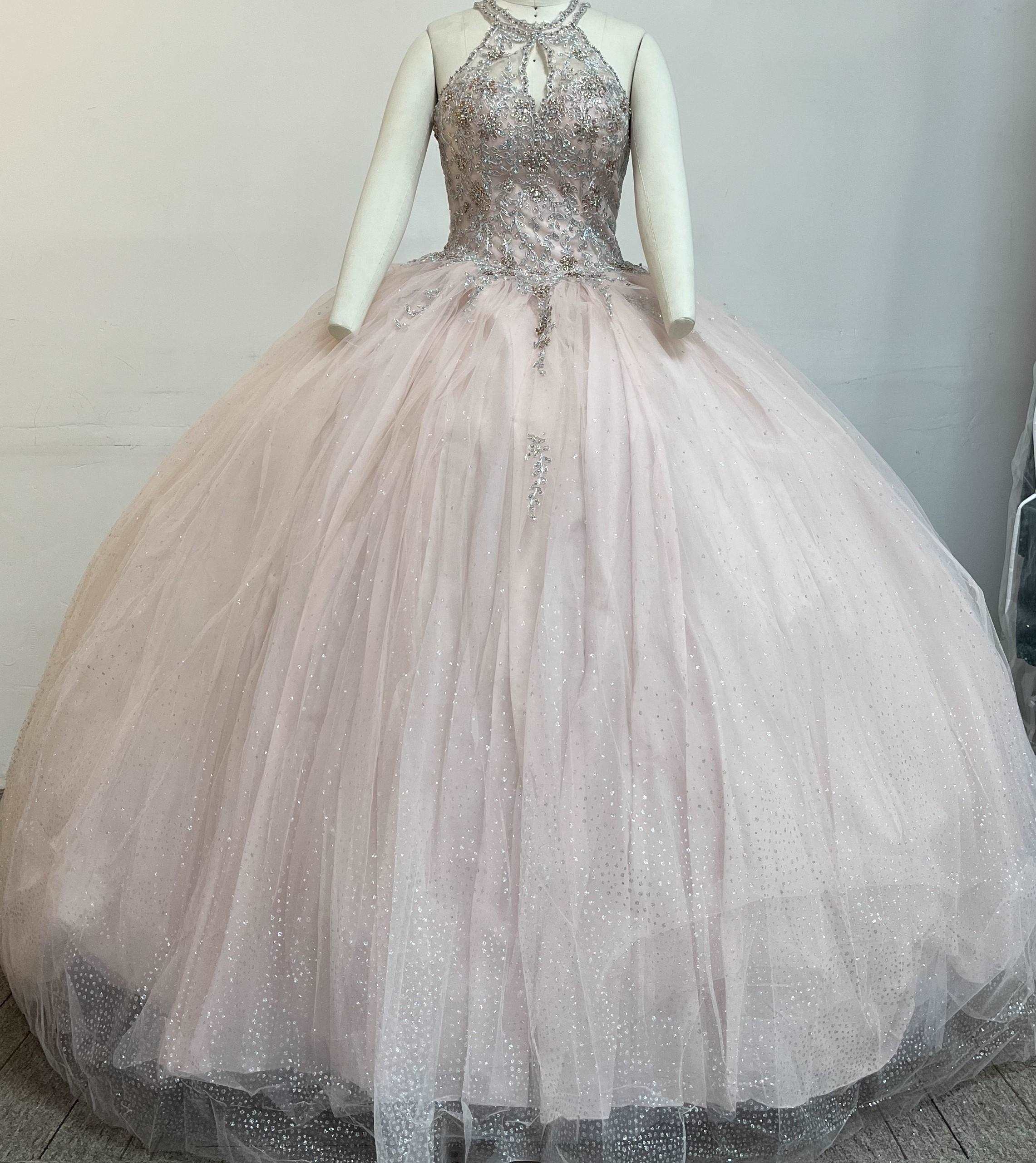 Adult gowns, tailored fit, eternal charm.