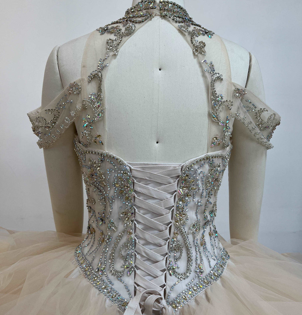 Fine gowns, 3D embroidery, weave dreamy tales.