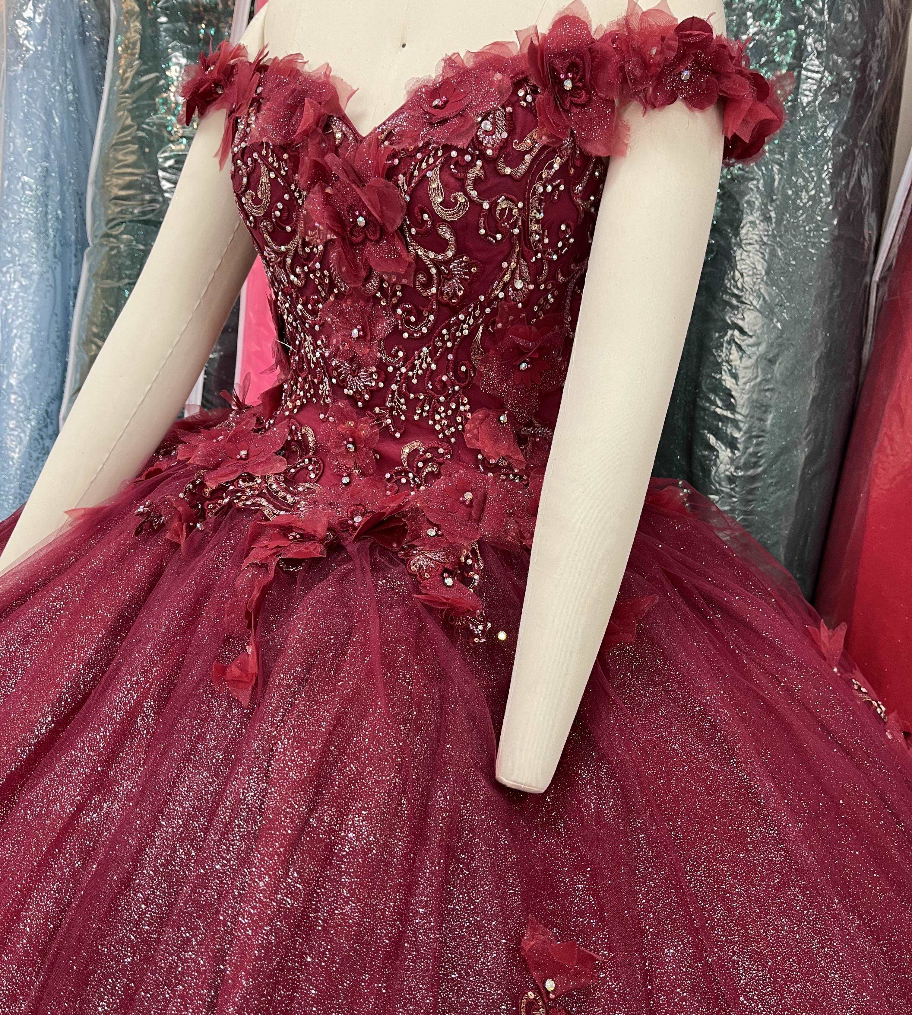 Fine gowns, 3D embroidery, weave dreamy tales.