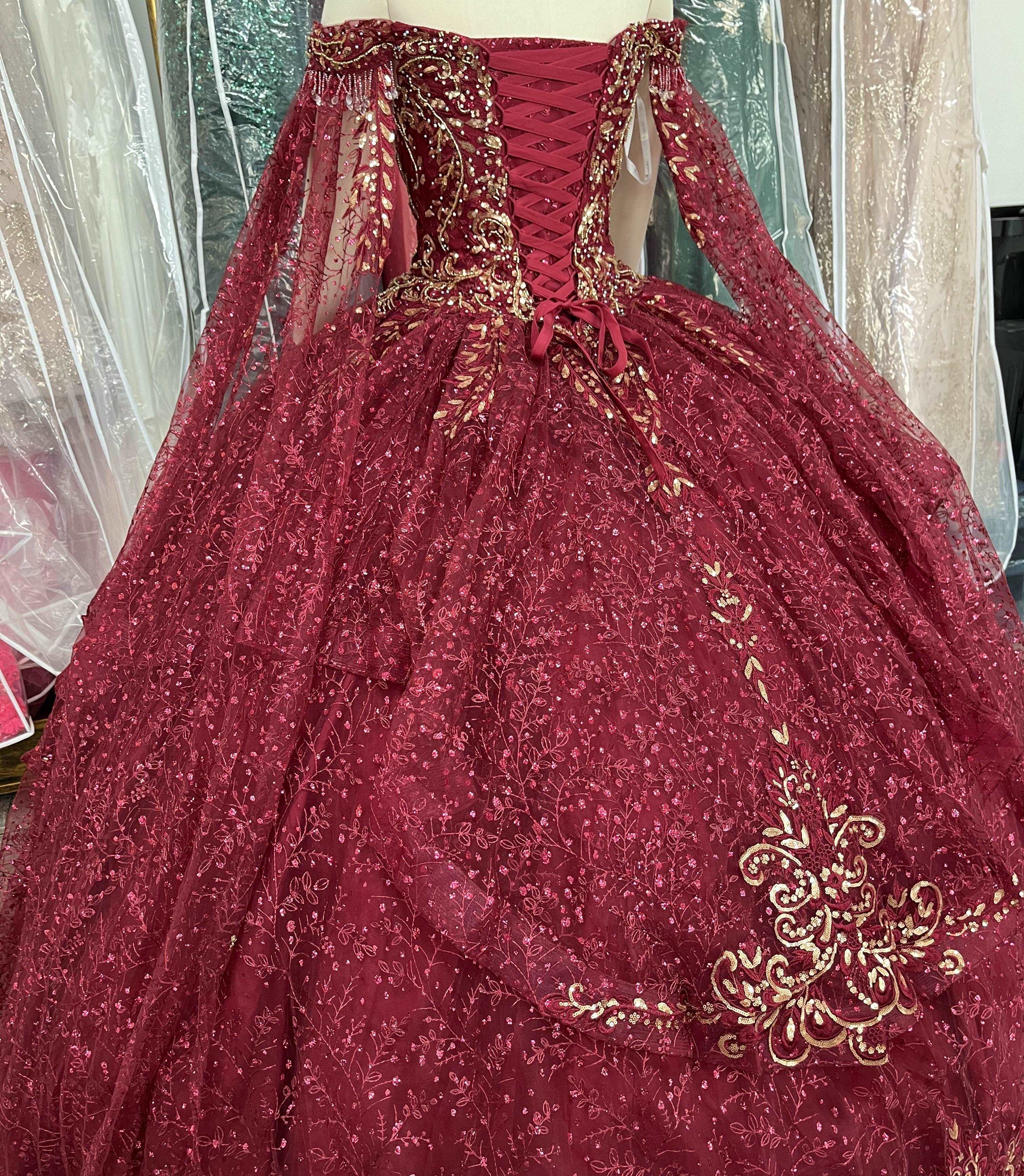 Gowns shine, lace details, light up occasions.
