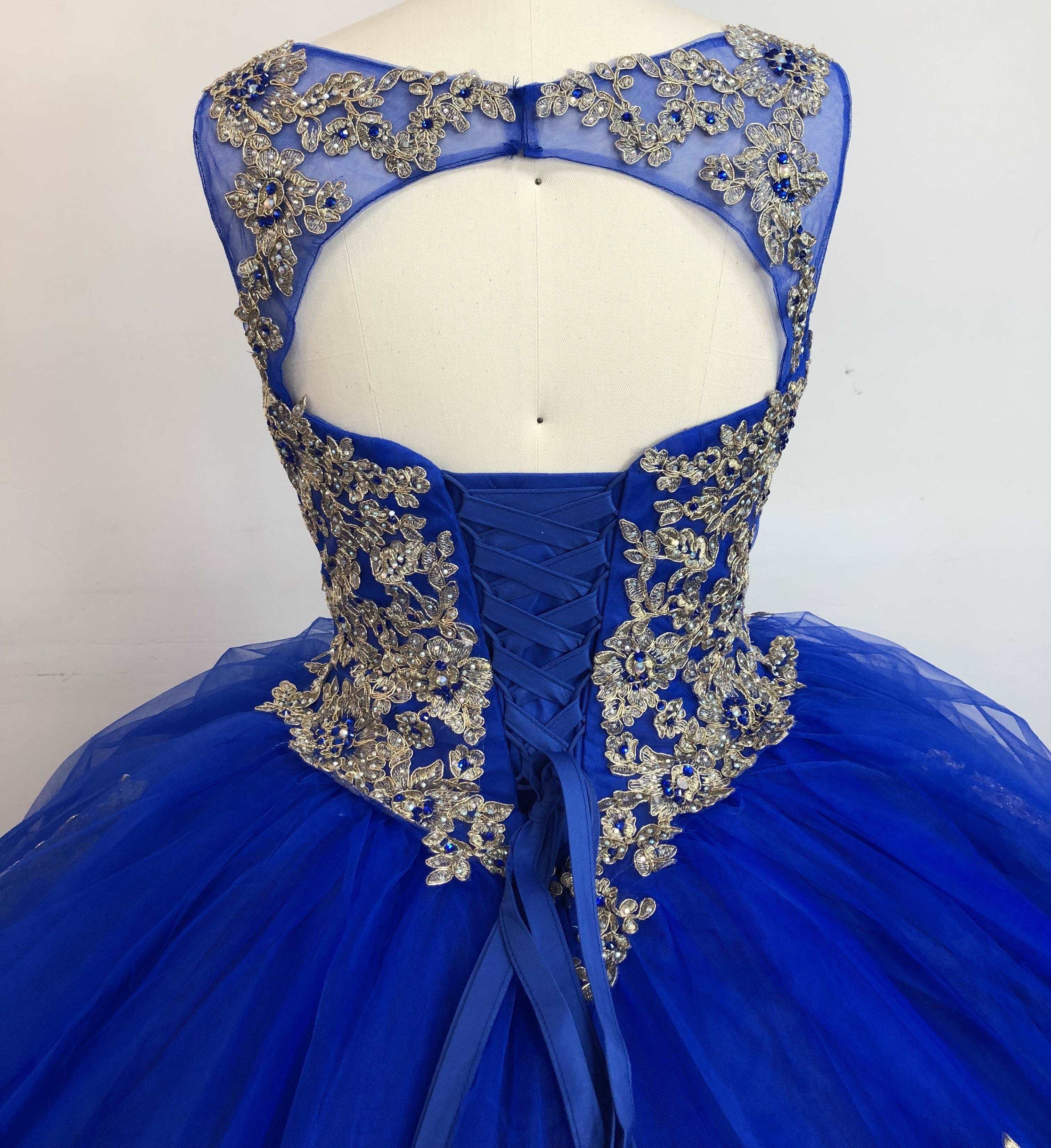 Fine gowns, 3D embroidery, weave dreamy tales.