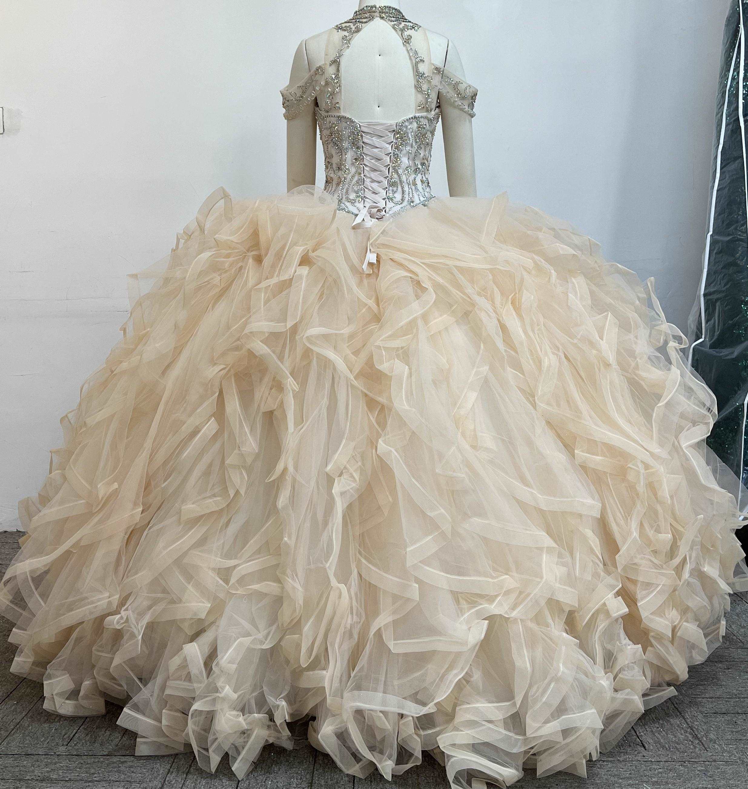 Fine gowns, 3D embroidery, weave dreamy tales.