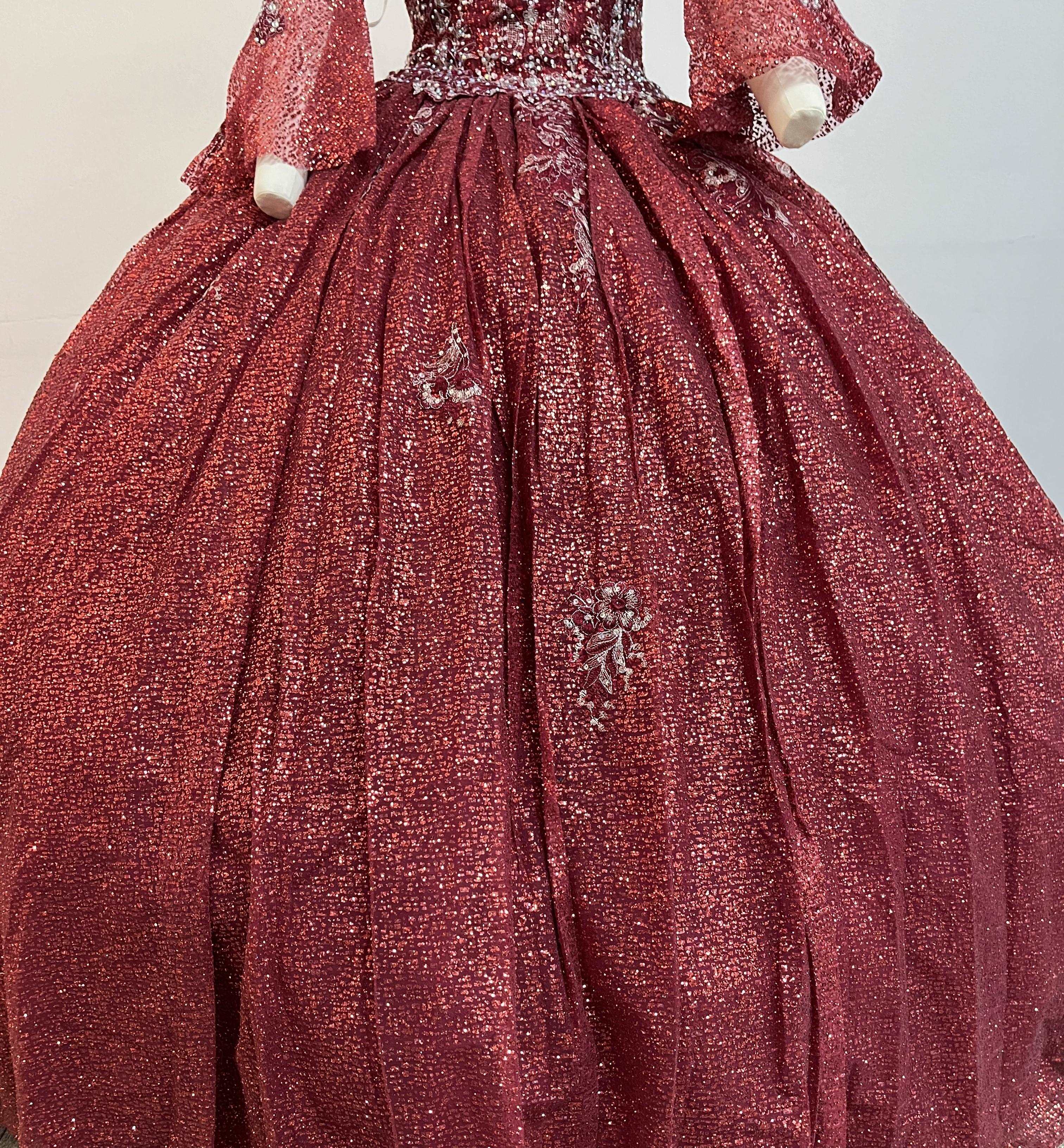 Gowns shine, lace details, light up occasions.