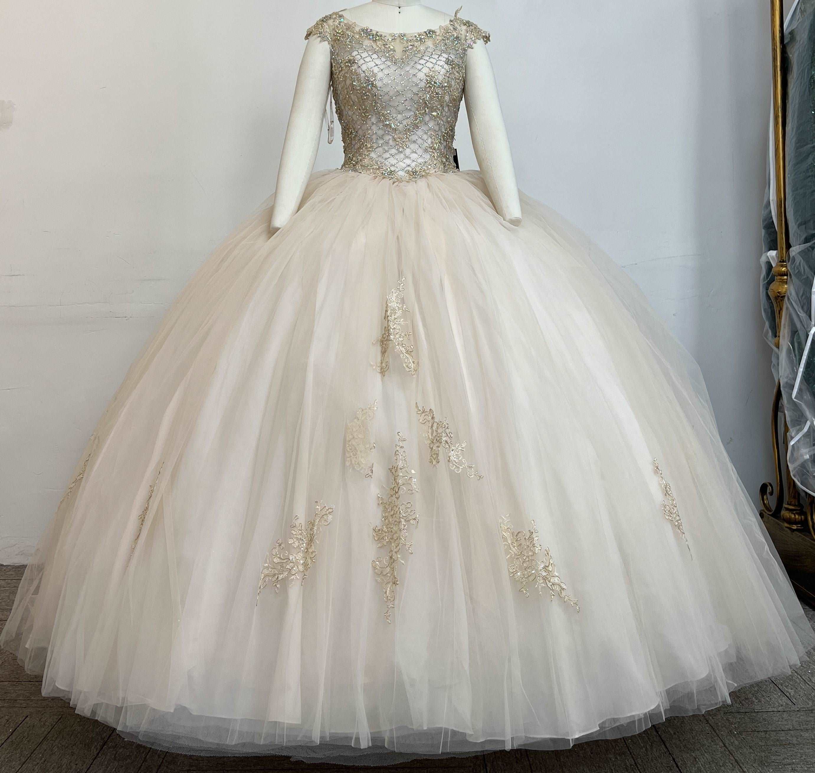 Fine gowns, 3D embroidery, weave dreamy tales.