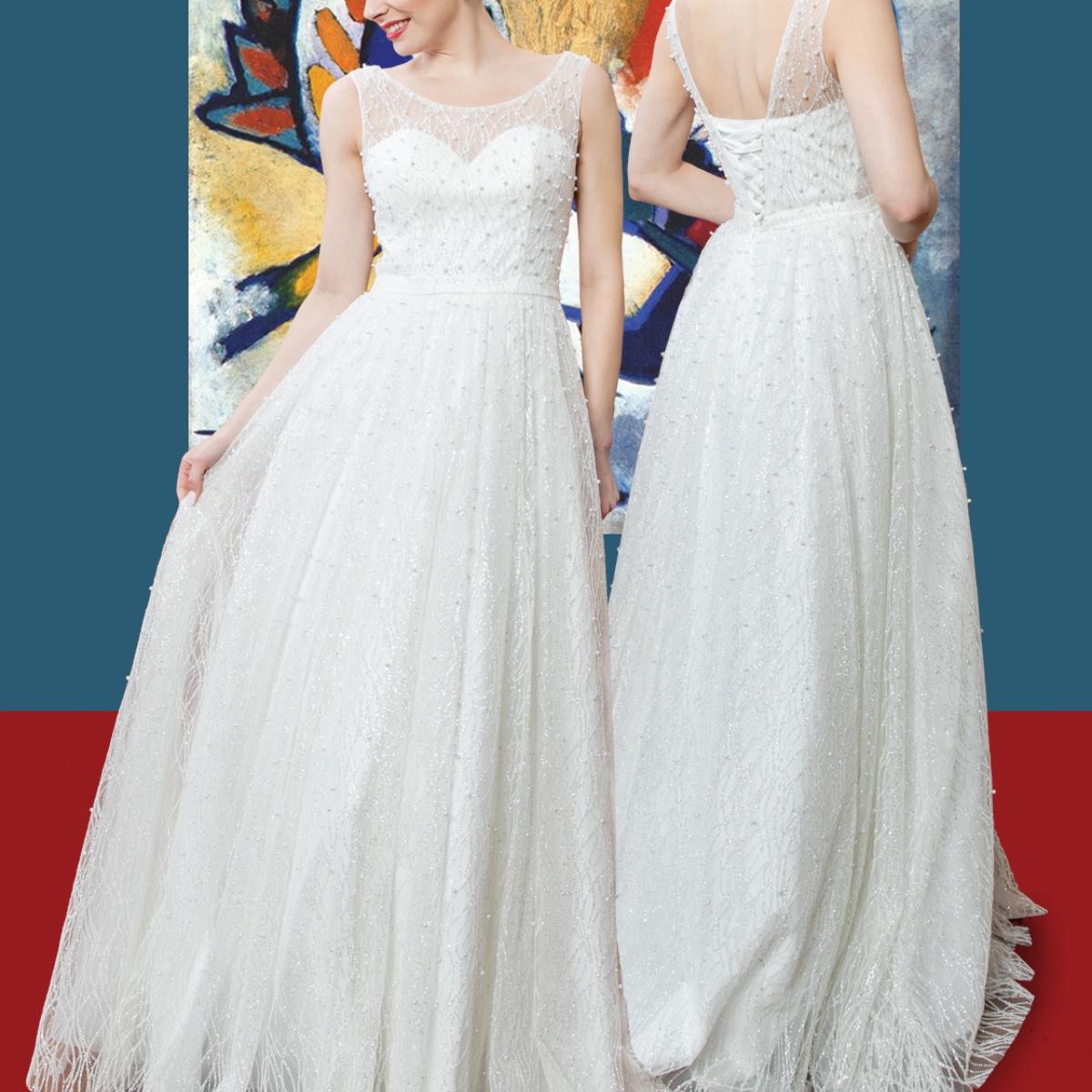 Gowns shine, lace details, light up occasions.